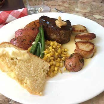 Blue Heaven - Surf n turf with scallops - Breakfast & Brunch Near Me - Key West, Florida