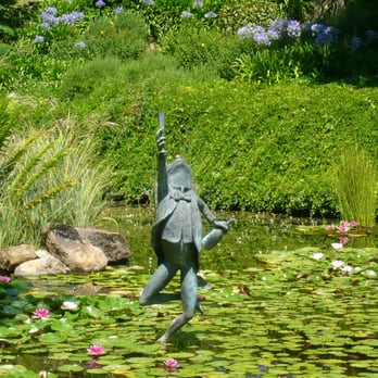 Schramsberg Vineyards - The Riddlers Night Out sculpture (do they know about this at Frog's Leap?) - Wineries Near Me - Calistoga, California Schramsberg Vineyards - The Riddlers Night Out sculpture (do they know about this at Frog's Leap?) - Wineries Near Me - Calistoga, California