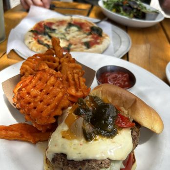 Howell's Kitchen and Bar - Turkey Burger with Sweet Potato Fries - Pizza Near Me - Atlanta, Georgia Howell's Kitchen and Bar - Turkey Burger with Sweet Potato Fries - Pizza Near Me - Atlanta, Georgia