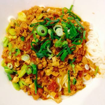 Din Tai Fung Dumpling Bar - Cha Jiang noodles with minced pork. - Taiwanese Near Me - Sydney, NSW Din Tai Fung Dumpling Bar - Cha Jiang noodles with minced pork. - Taiwanese Near Me - Sydney, NSW