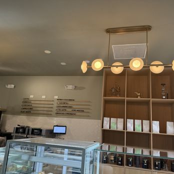 Un Attimo Coffee - Coffee & Tea Near Me - Plantation, Florida