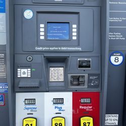 Chevron - Gas pump