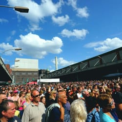 Holsten-Brauerei - Party