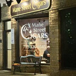 Mane Street Cigar & Lounge - The legendary Mane street Cogar Lounge