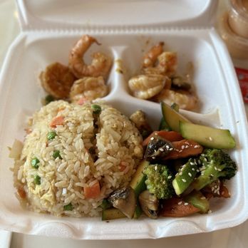 Red Koi Japanese Cuisine - Hibachi Shrimp lunch special - Japanese Near Me - Memphis, Tennessee Red Koi Japanese Cuisine - Hibachi Shrimp lunch special - Japanese Near Me - Memphis, Tennessee