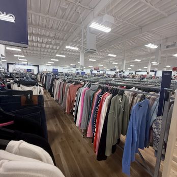 Marshalls - Department Stores Near Me - Laguna Hills, California