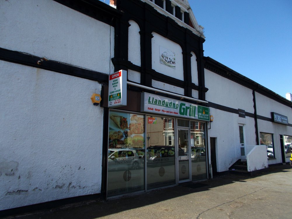 LLANDUDNO GRILL Updated September 2024 2 Oxford Road, Llandudno