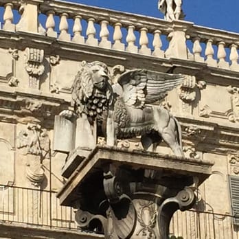 Piazza Delle Erbe - Public Plazas Near Me - Verona, VR Piazza Delle Erbe - Public Plazas Near Me - Verona, VR