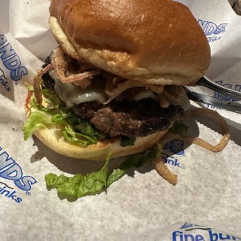 Islands Restaurant - Kilauea burger - Burgers Near Me - Manhattan Beach, California