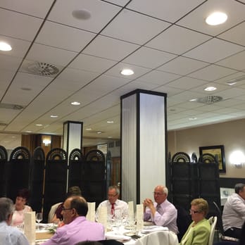 Guetaria - Salón - Basque Near Me - Zaragoza, Z