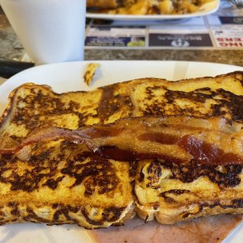 Freight Street Grill - Breakfast & Brunch Near Me - Waterbury, Connecticut Freight Street Grill - Breakfast & Brunch Near Me - Waterbury, Connecticut