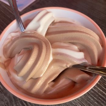 5280 Burger Bar - Frozen Custard Swirl - Burgers Near Me - Westminster, Colorado 5280 Burger Bar - Frozen Custard Swirl - Burgers Near Me - Westminster, Colorado