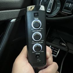 Premier Auto Sound - Simple and clean.