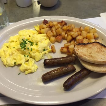 Turning Point - Scrambled eggs, home fries, turkey sausage and English muffin - Breakfast & Brunch Near Me - Westfield, New Jersey