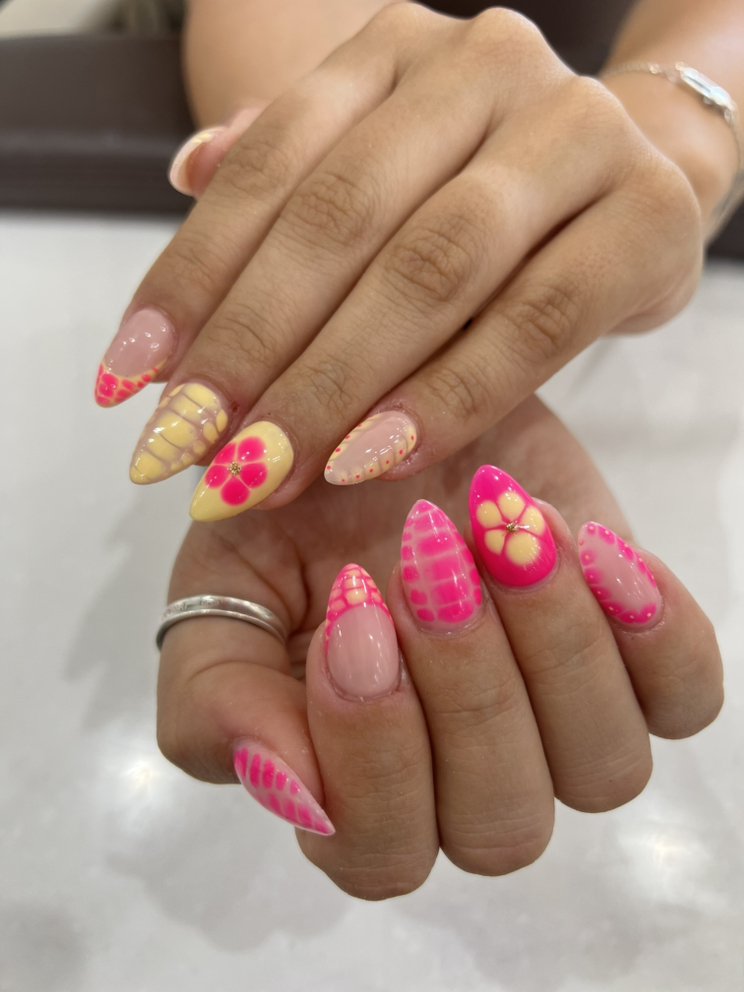 Sunny Nails & Spa gift card