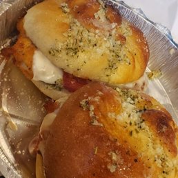 Chicken Parmigiana Garlic Knot Sliders Chicken Parmigiana Garlic Knot Sliders