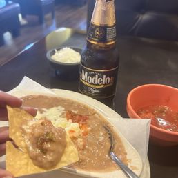Bean & Cheese Dip Negra Modelo Bean & Cheese Dip Negra Modelo