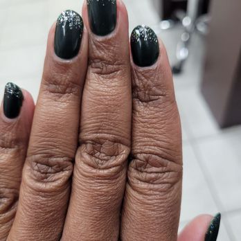 Polish n' Refine - Christmas nails! - Nail Salons Near Me - West Roxbury, Massachusetts Polish n' Refine - Christmas nails! - Nail Salons Near Me - West Roxbury, Massachusetts