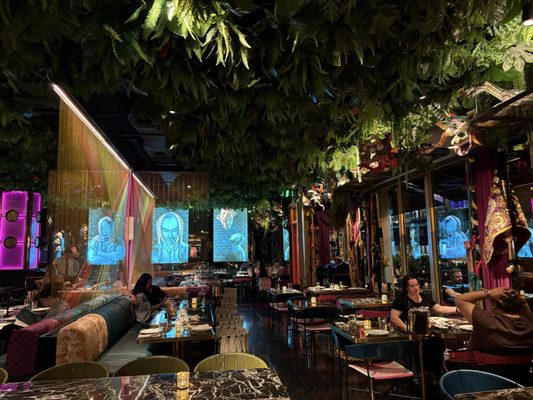 CVI.CHE 105 South Beach by null