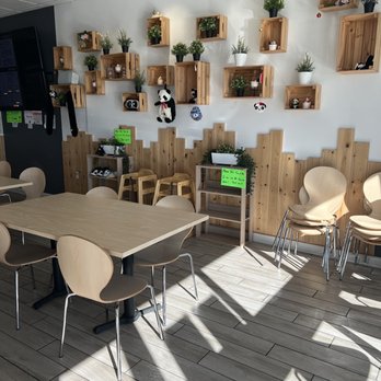 OH-ICEE - Entrance seating - Bubble Tea Near Me - Springfield, Illinois OH-ICEE - Entrance seating - Bubble Tea Near Me - Springfield, Illinois