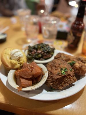 Lo-Lo's Chicken & Waffles by null