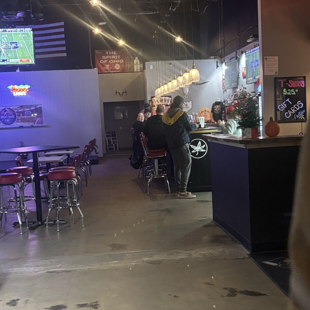 Hatchet House Heath - Axe Throwing Near Me - Heath, Ohio