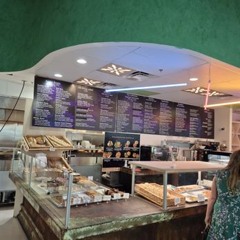 Bond Street Ale & Coffee - Coffee & Tea Near Me - Boynton Beach, Florida