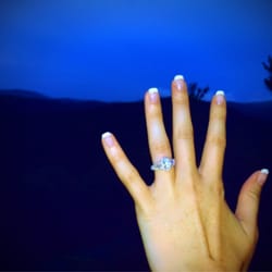 Elyse Jewelers Gemologist