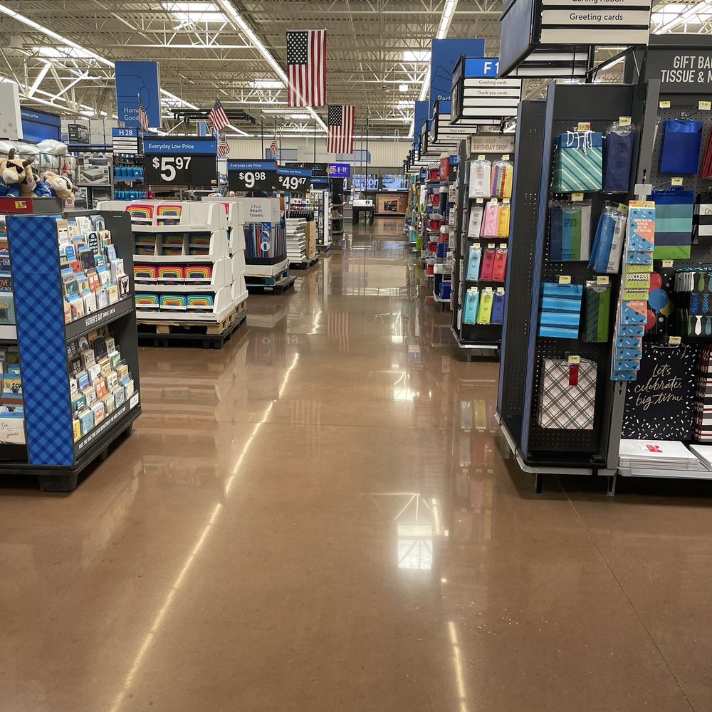 Walmart Auto Care Centers - Floors - Tires Near Me - Silvis, Illinois