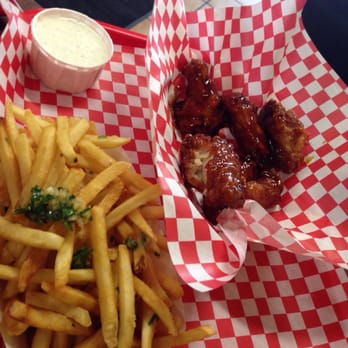 Fab Hot Dogs - Hot Dogs Near Me - Reseda, California