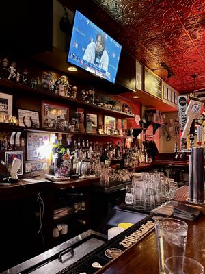 Lucky 13 Pub by null