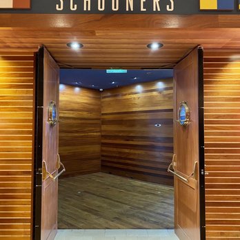 Schooners Monterey - Doorway near Host Stand - Seafood Near Me - Monterey, California Schooners Monterey - Doorway near Host Stand - Seafood Near Me - Monterey, California
