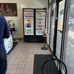 Supreme Pizza & Grill - Inside lobby