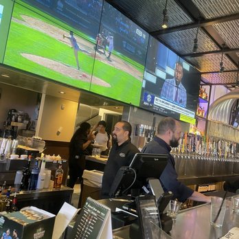 Yard House - Hi Hector - New American Near Me - New York, New York Yard House - Hi Hector - New American Near Me - New York, New York