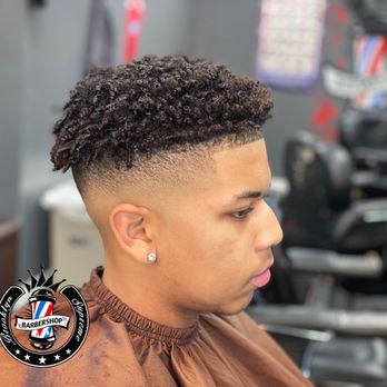 Brooklyn Supreme Barbershop - Skin-fade - Barbers Near Me - Brooklyn, New York Brooklyn Supreme Barbershop - Skin-fade - Barbers Near Me - Brooklyn, New York