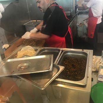 Sonoratown - Chopping that meat - Mexican Near Me - Los Angeles, California Sonoratown - Chopping that meat - Mexican Near Me - Los Angeles, California