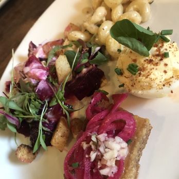 Red Table - Gastropubs Near Me - Huntington Beach, California
