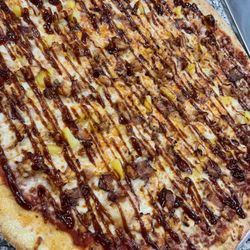 Slices Pizza Bar - BBQ LUAU