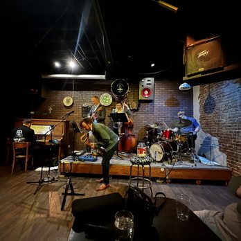 Owl'n Thistle Irish Pub - Live music - Irish Near Me - Seattle, Washington Owl'n Thistle Irish Pub - Live music - Irish Near Me - Seattle, Washington