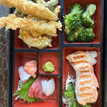 Sakura Restaurant & Sushi Bar - Makunouchi Bento - Japanese Near Me - Saint Paul, Minnesota Sakura Restaurant & Sushi Bar - Makunouchi Bento - Japanese Near Me - Saint Paul, Minnesota
