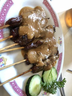 Lucky Indonesia Restaurant by null