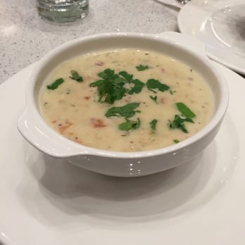 Earls Kitchen + Bar - clam chowder - Cocktail Bars Near Me - Denver, Colorado Earls Kitchen + Bar - clam chowder - Cocktail Bars Near Me - Denver, Colorado