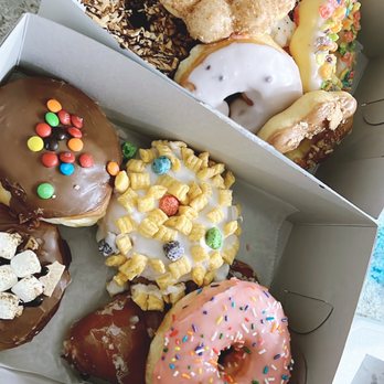 Friendly Donuts - Donuts Near Me - Orange, California Friendly Donuts - Donuts Near Me - Orange, California