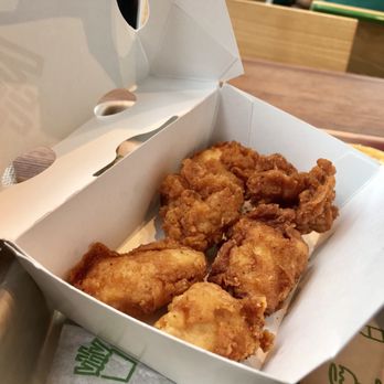 Shake Shack West Village - Chicken nuggets - Fast Food Near Me - New York, New York Shake Shack West Village - Chicken nuggets - Fast Food Near Me - New York, New York