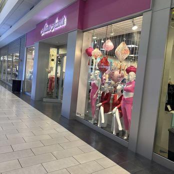 Allure Accents - Women's Clothing Near Me - San Jose, California Allure Accents - Women's Clothing Near Me - San Jose, California