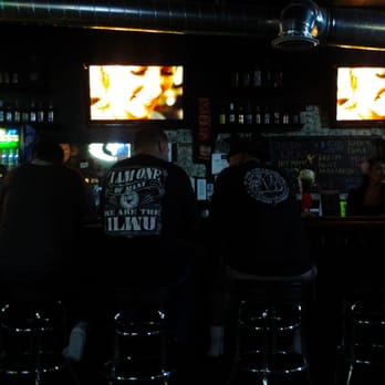 The Break Room - The bar - Sports Bars Near Me - Long Beach, California