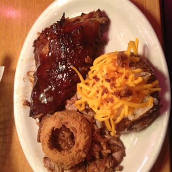 Texas Roadhouse - Steakhouses Near Me - El Paso, Texas