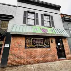 Frazier's On the Avenue