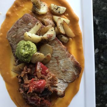 Maple Ave Restaurant - New American Near Me - Vienna, Virginia