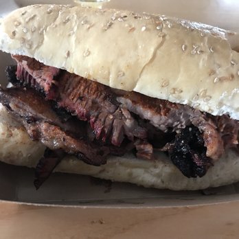 Ray Ray's Hog Pit - Food Trucks Near Me - Columbus, Ohio